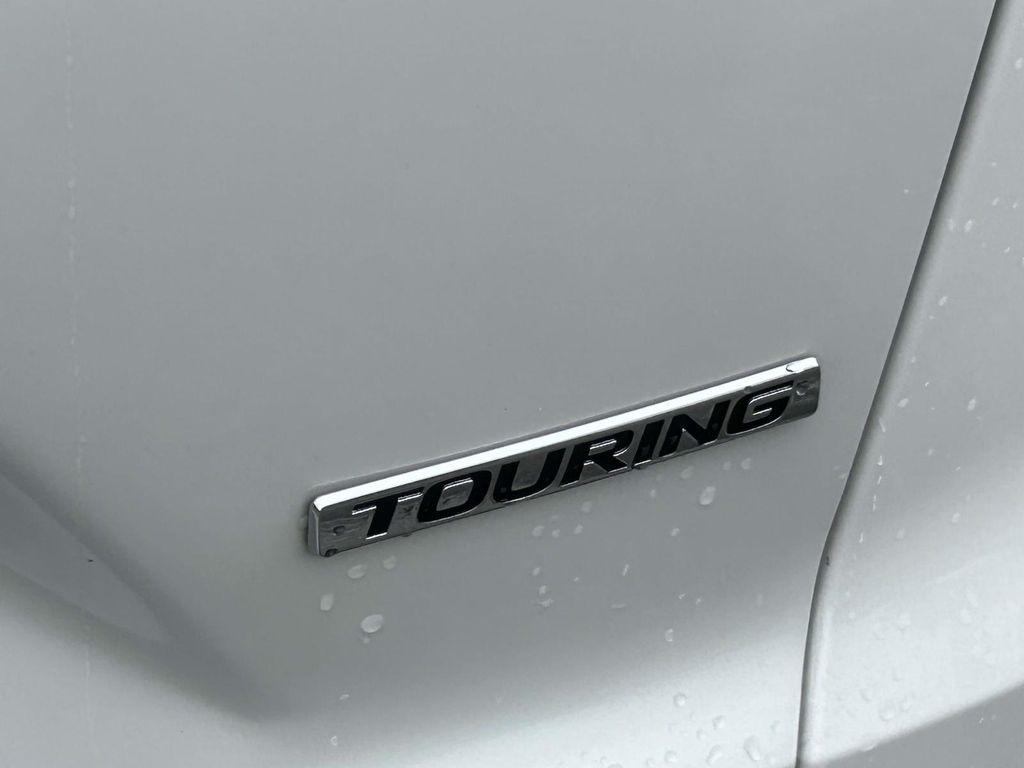 Honda CR-V Touring 2WD 2019