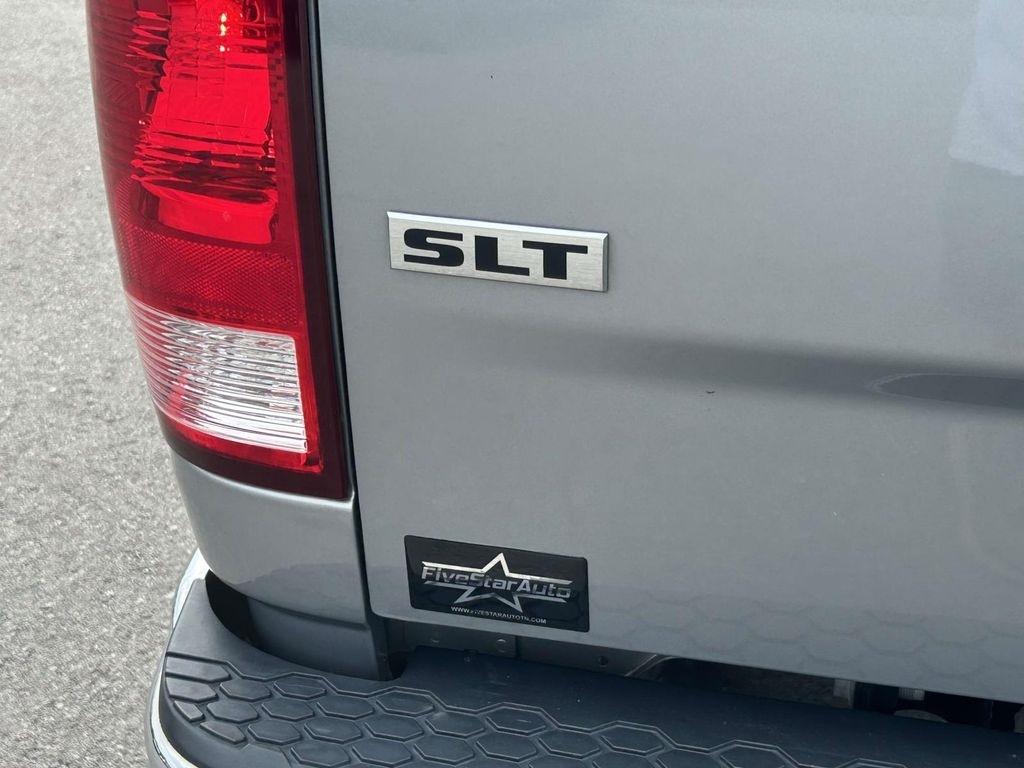 RAM 1500 Classic SLT 4x4 Crew Cab 5'7" Box 2023