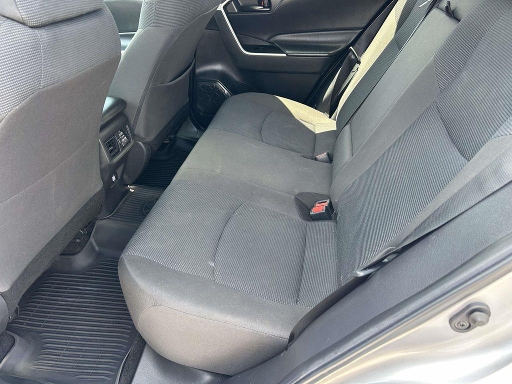 Toyota RAV4 LE FWD (Natl) 2023