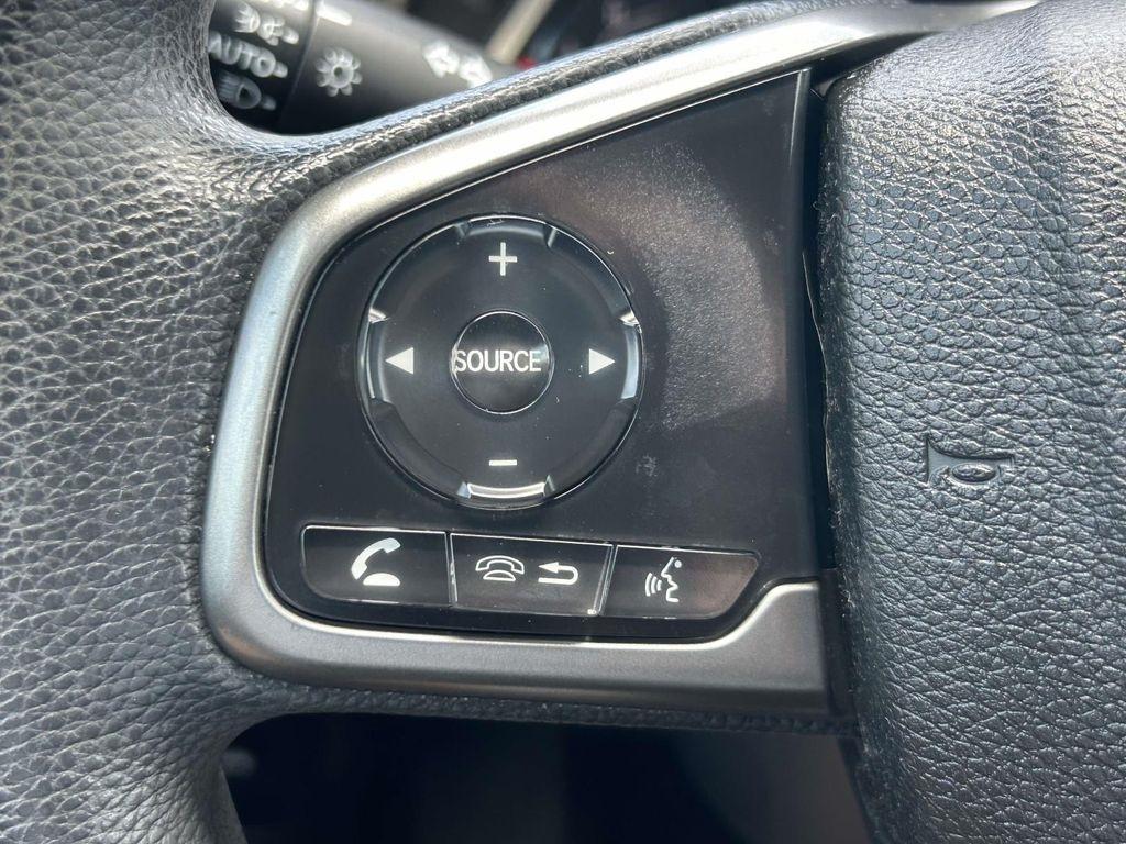 Honda Civic Hatchback LX CVT 2017