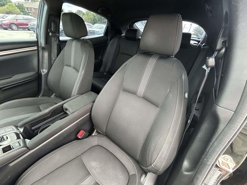 Honda Civic Hatchback LX CVT 2017