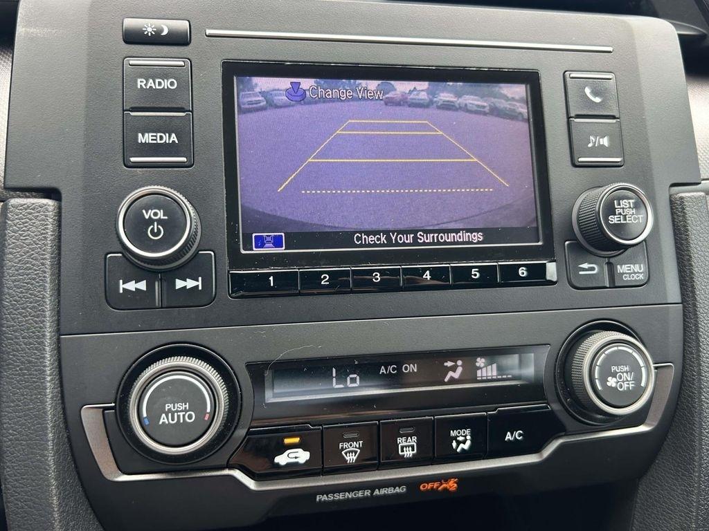 Honda Civic Hatchback LX CVT 2017