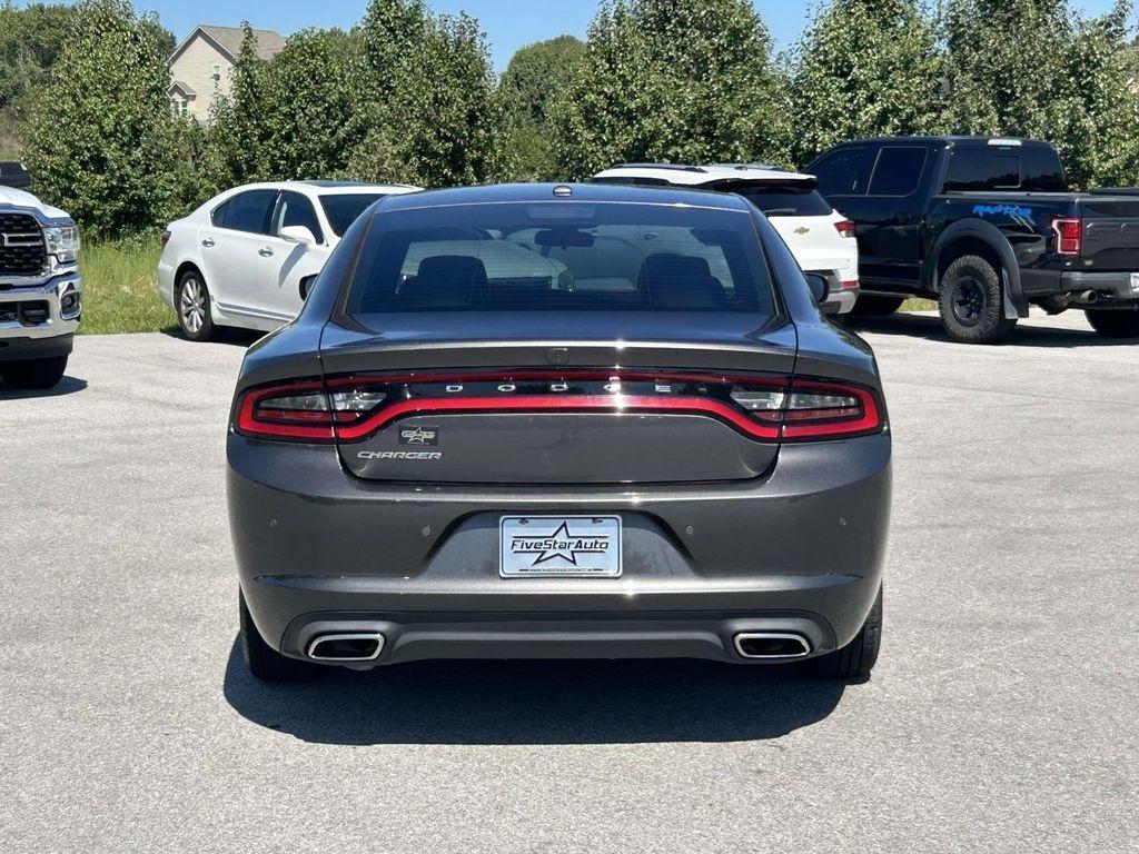 Dodge Charger SXT RWD 2020