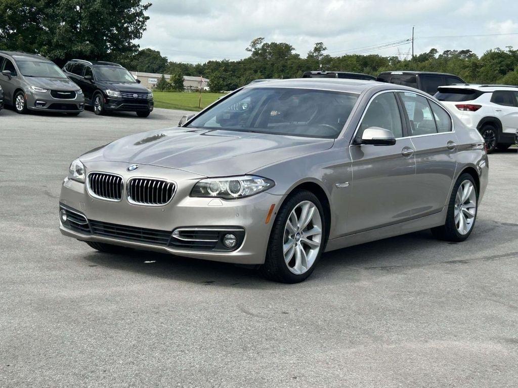 BMW 5 Series 4dr Sdn 535i RWD 2014