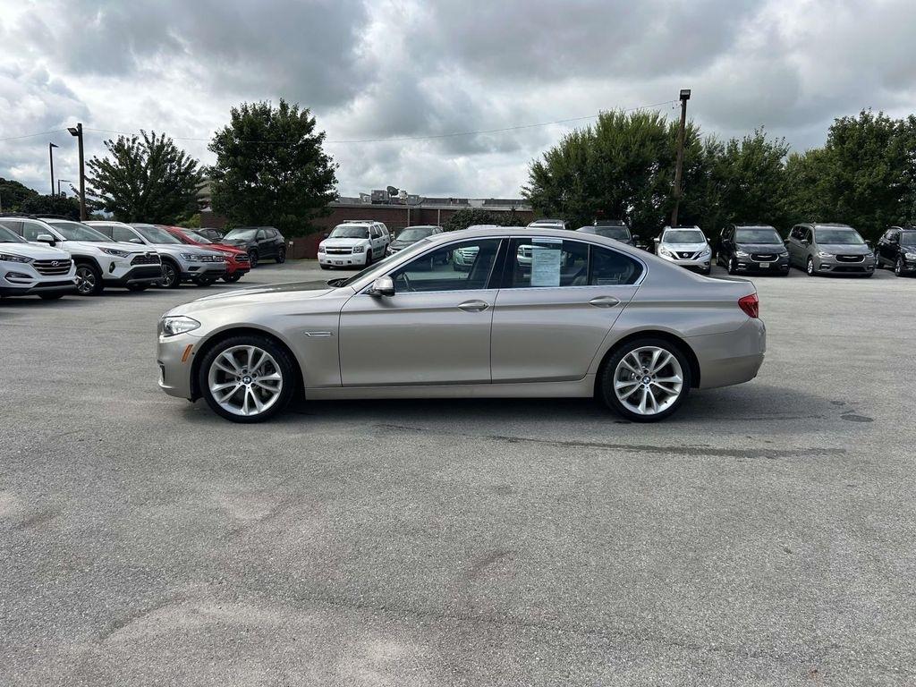 BMW 5 Series 4dr Sdn 535i RWD 2014