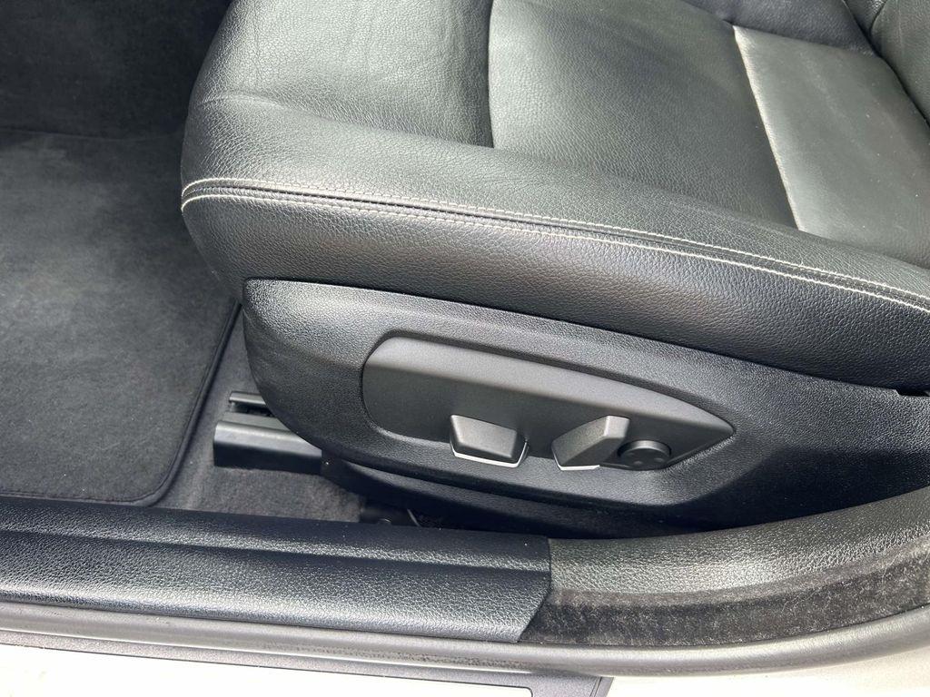 BMW 5 Series 4dr Sdn 535i RWD 2014