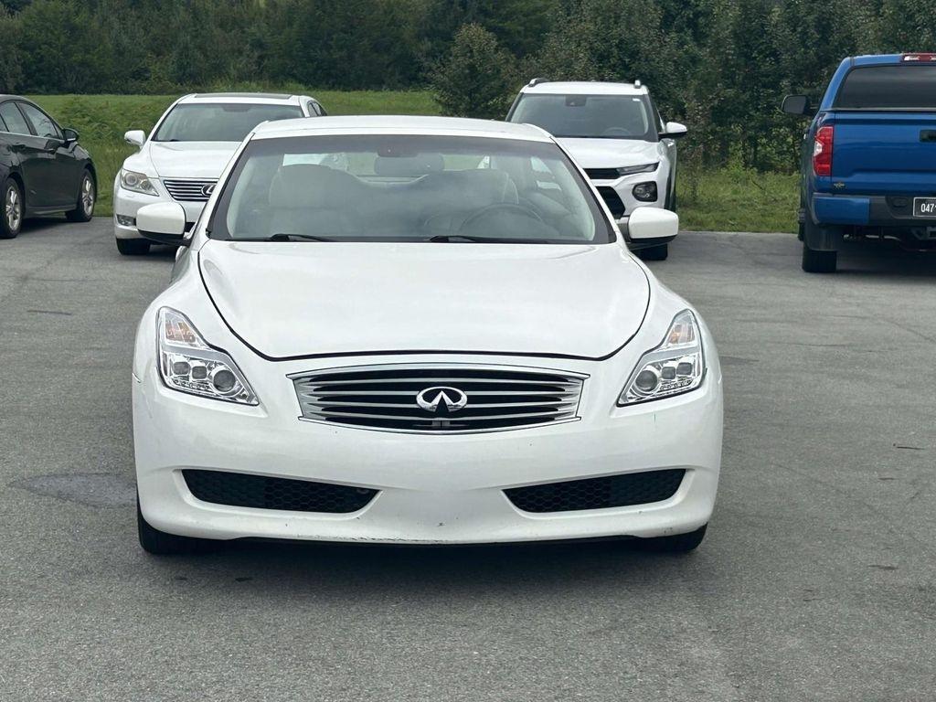 Infiniti G37 Convertible 2dr Base 2009