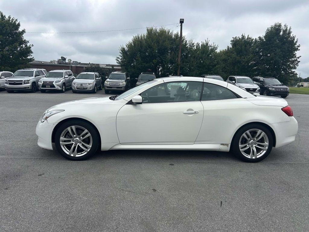 Infiniti G37 Convertible 2dr Base 2009