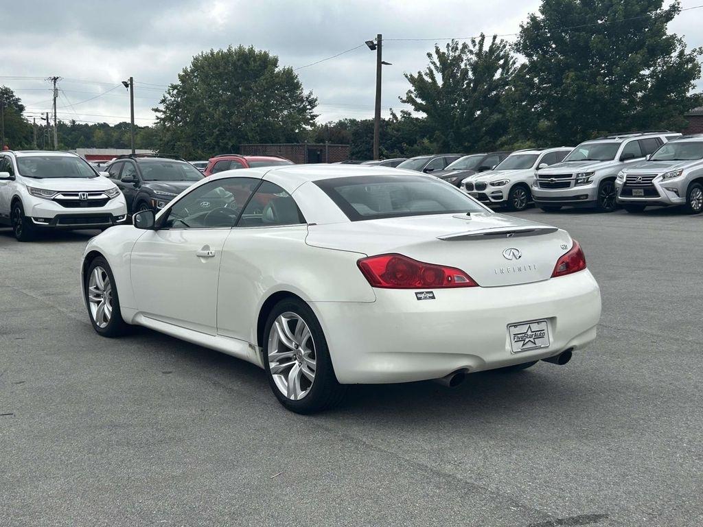 Infiniti G37 Convertible 2dr Base 2009