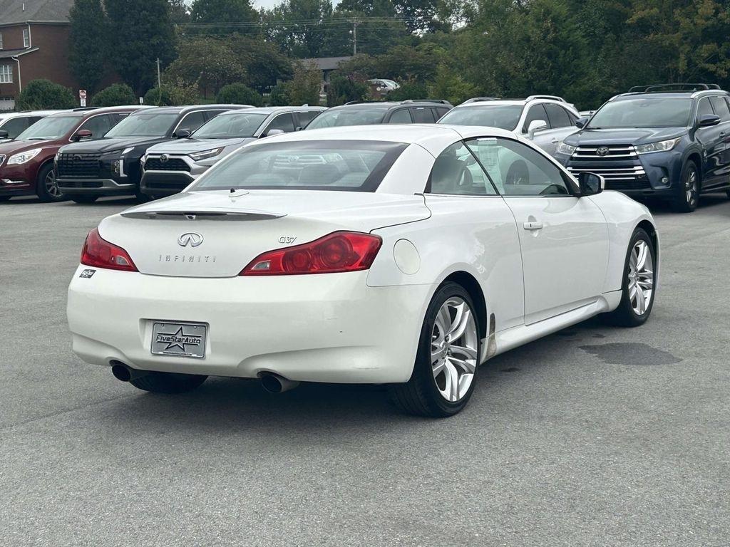 Infiniti G37 Convertible 2dr Base 2009