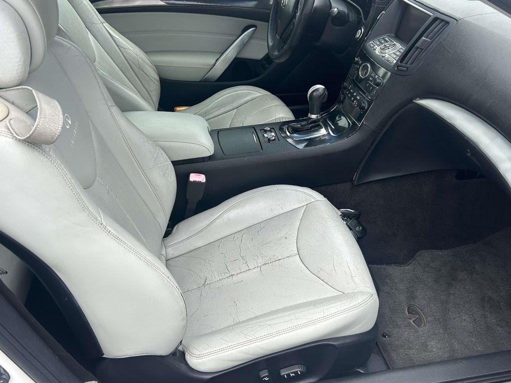 Infiniti G37 Convertible 2dr Base 2009