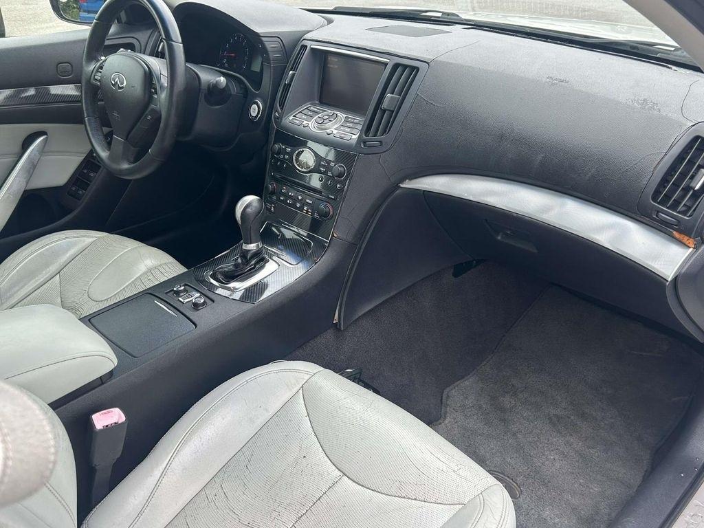 Infiniti G37 Convertible 2dr Base 2009