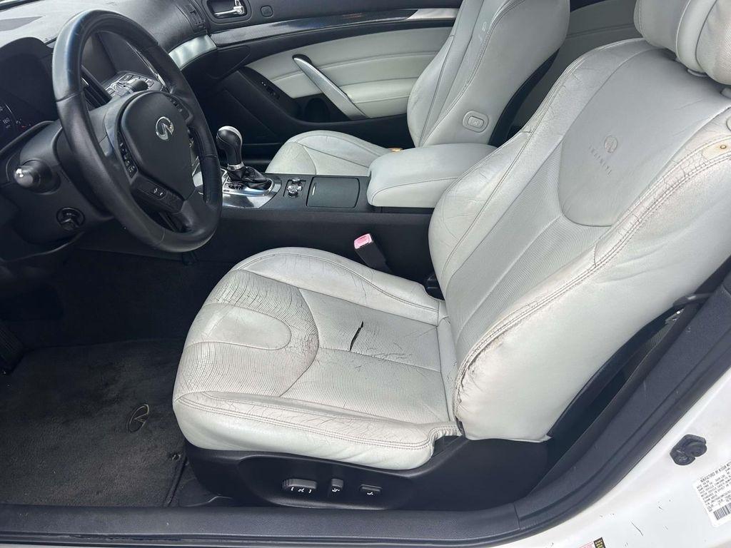 Infiniti G37 Convertible 2dr Base 2009