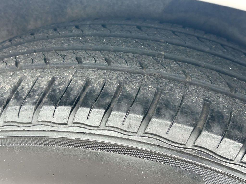 Chrysler Pacifica Touring L FWD 2024