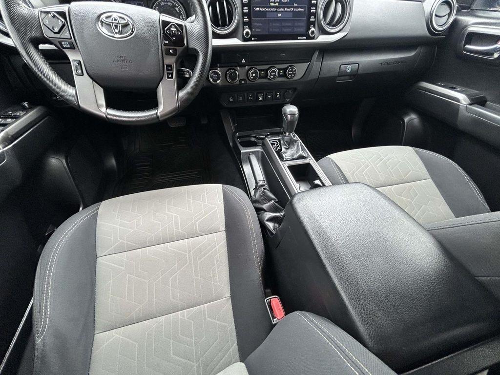Toyota Tacoma 4WD TRD Off Road Double Cab 5' Bed V6 MT (Natl) 2020