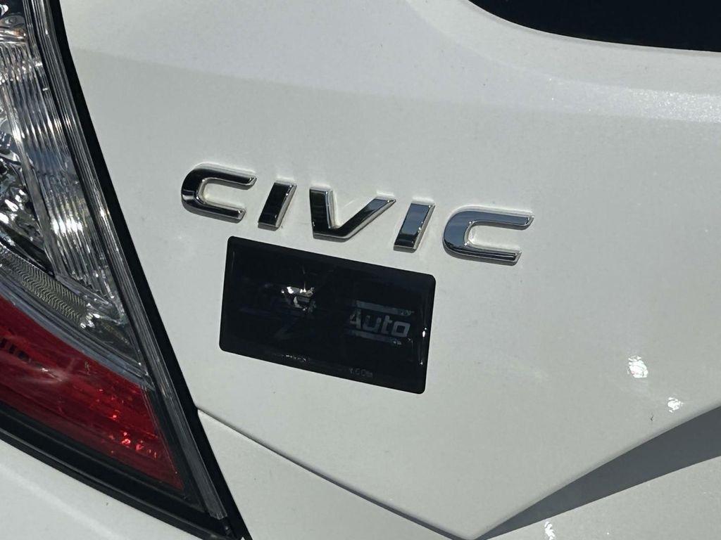 Honda Civic Hatchback LX Manual 2018