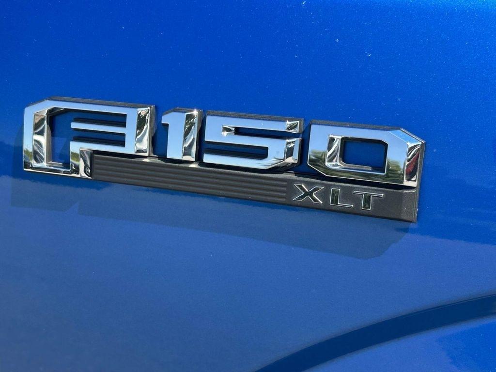 Ford F-150 4WD SuperCab 163" Lariat w/HD Payload Pkg 2015