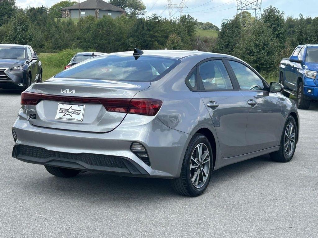Kia Forte LXS IVT 2024