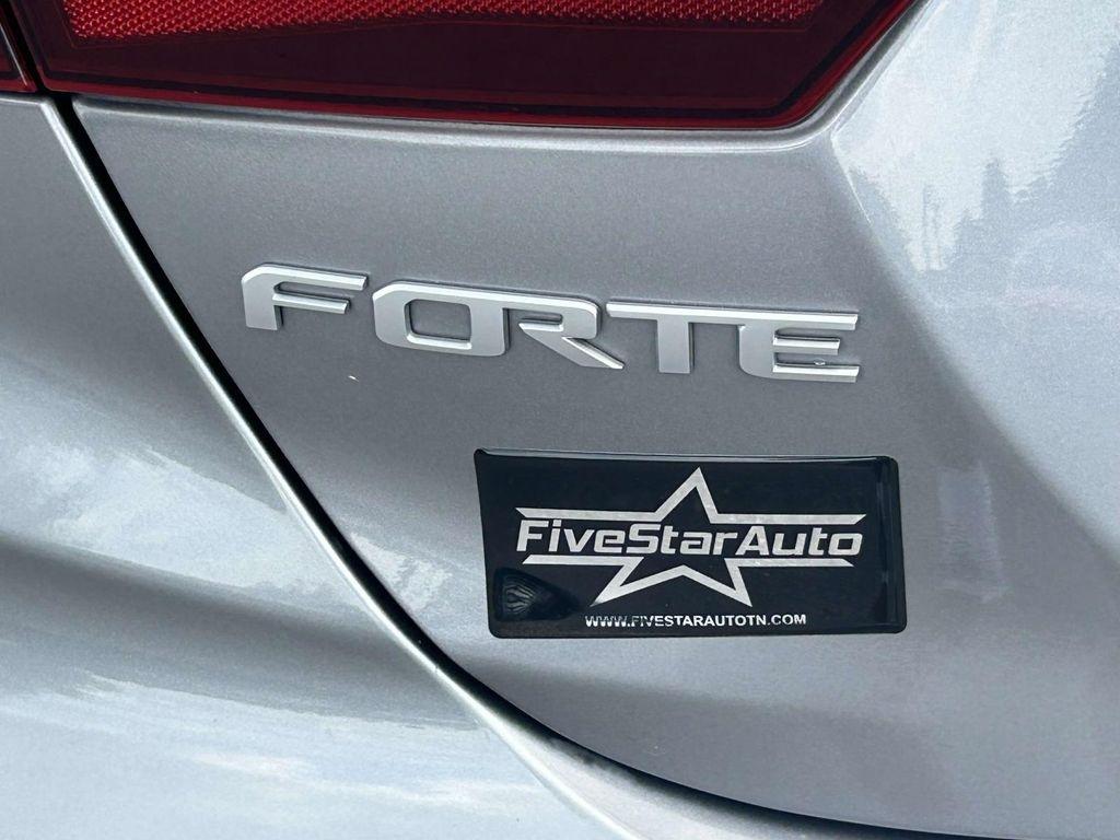 Kia Forte LXS IVT 2024