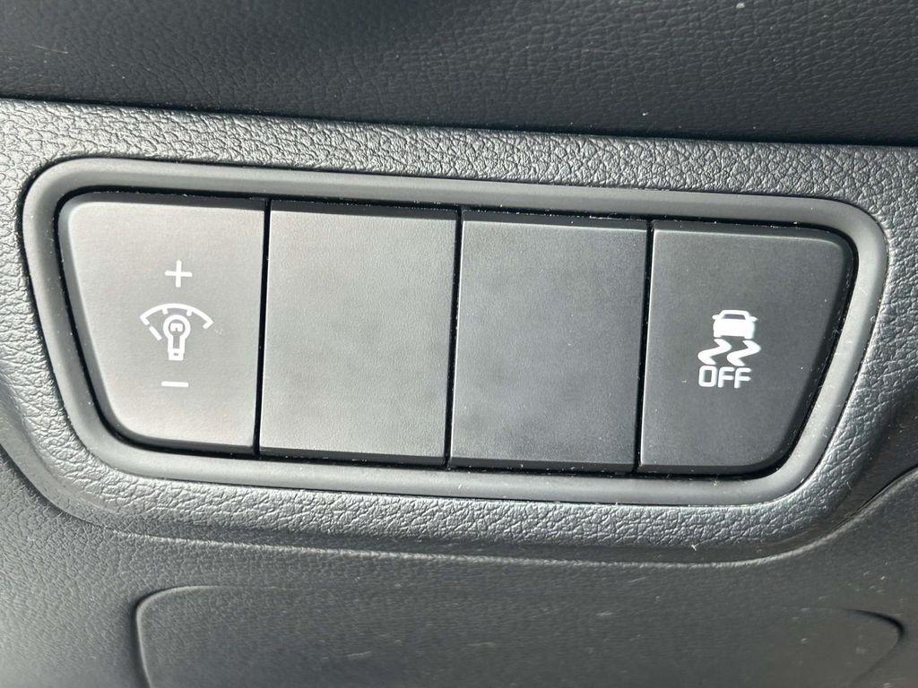 Kia Forte LXS IVT 2024