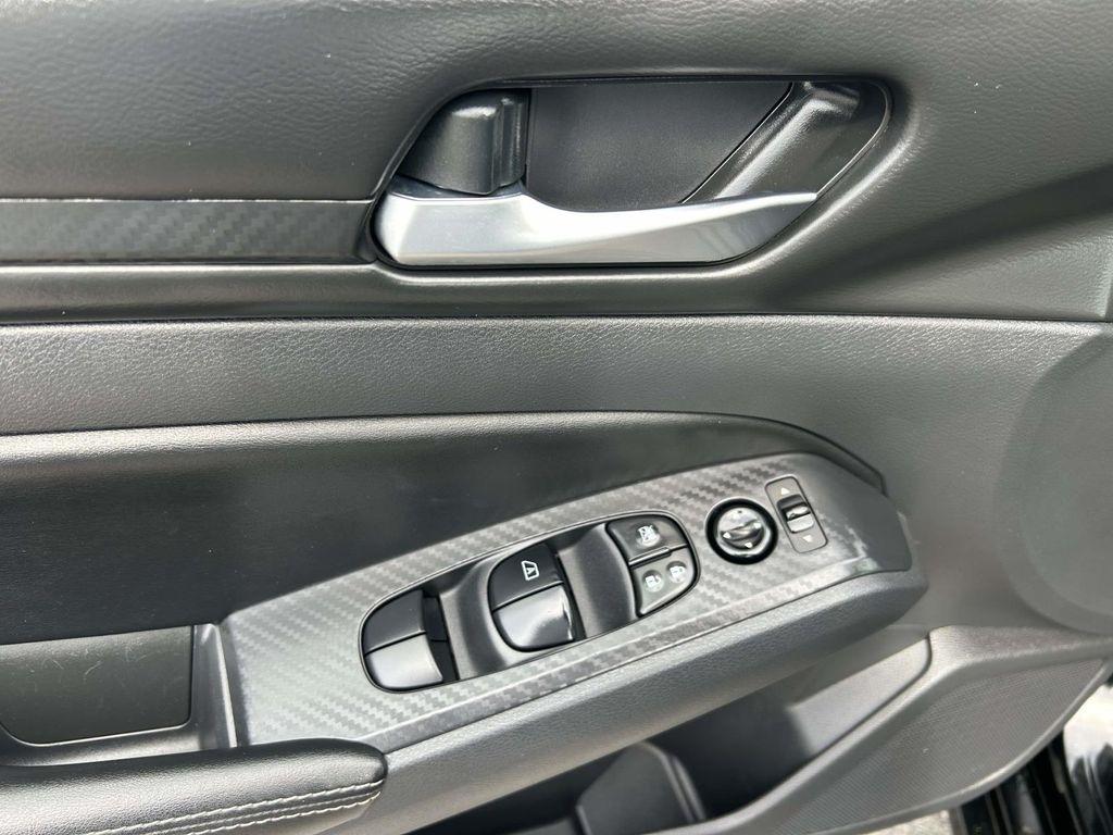 Nissan Altima 2.5 SV Sedan 2024