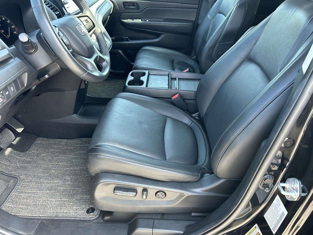 Honda Odyssey EX-L Auto 2025