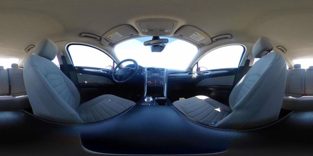 Ford Fusion S FWD 2020