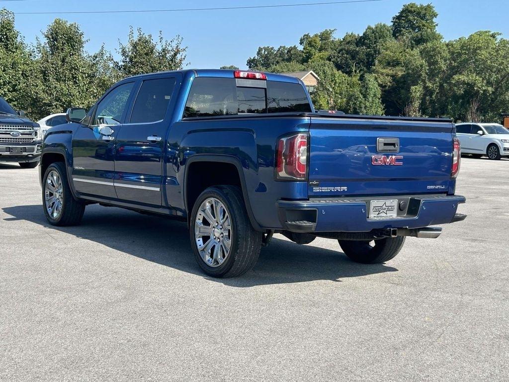 GMC Sierra 1500 4WD Crew Cab 143.5" Denali 2017
