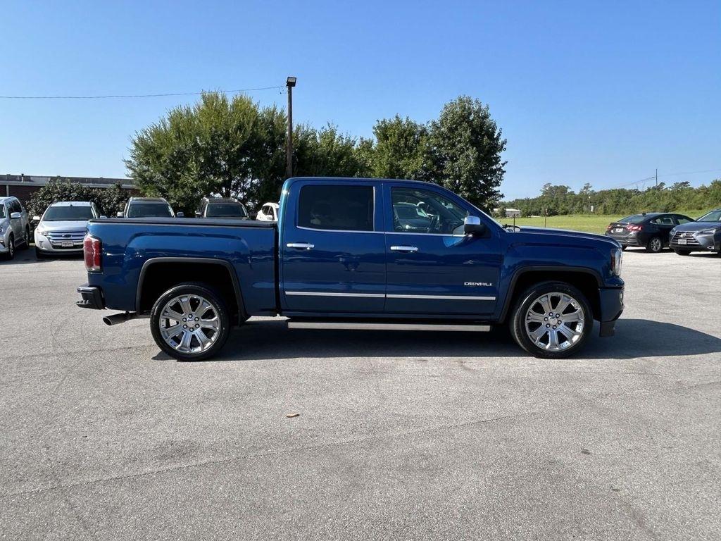 GMC Sierra 1500 4WD Crew Cab 143.5" Denali 2017