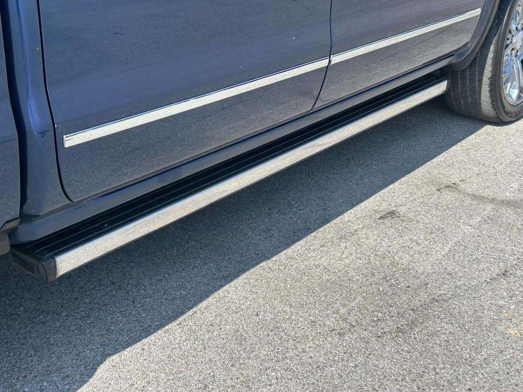 GMC Sierra 1500 4WD Crew Cab 143.5" Denali 2017
