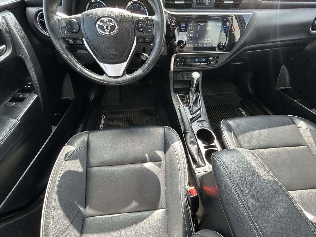 Toyota Corolla XLE CVT (Natl) 2018