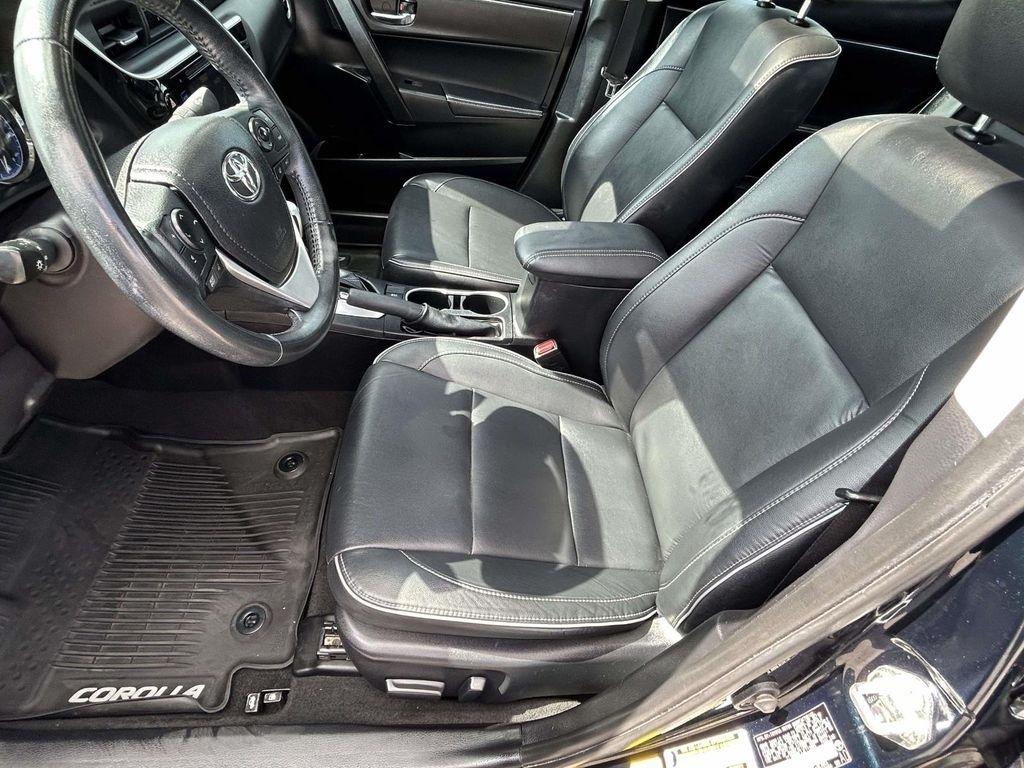 Toyota Corolla XLE CVT (Natl) 2018