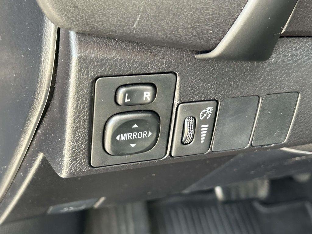 Toyota Corolla XLE CVT (Natl) 2018