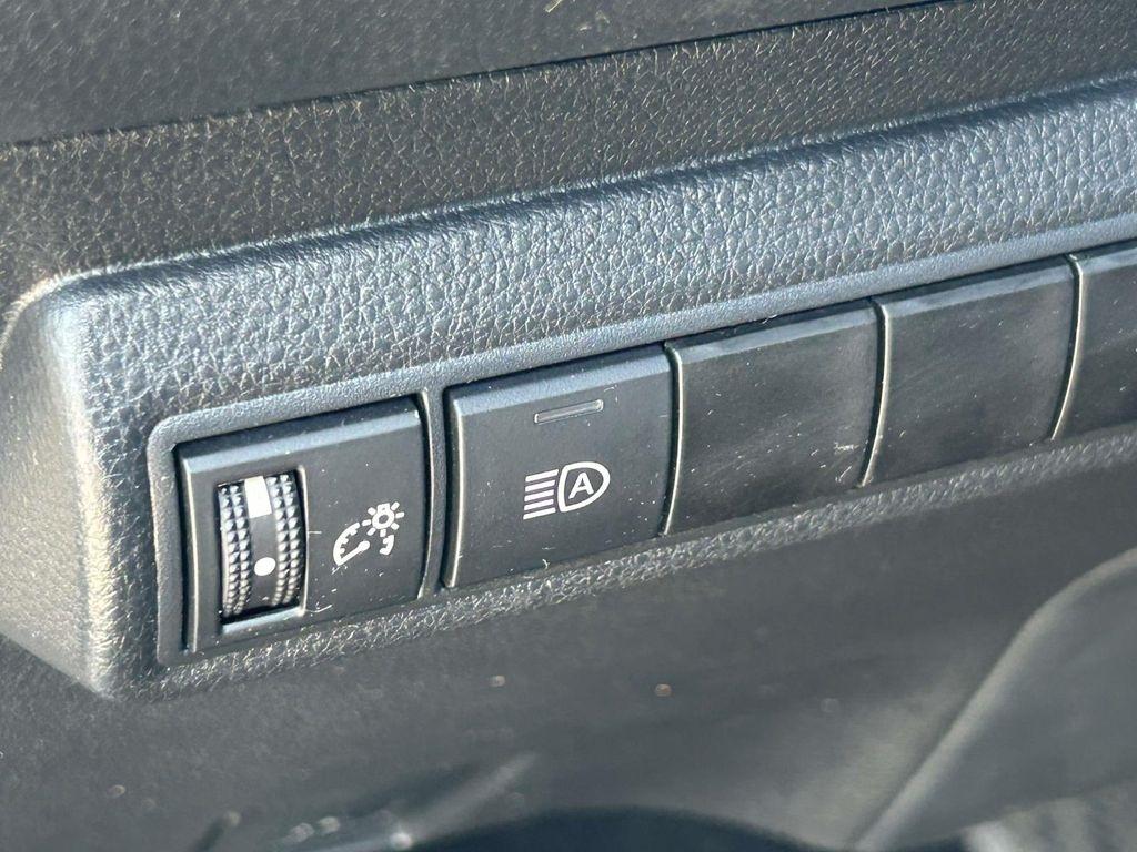 Toyota Corolla Nightshade CVT (Natl) 2021