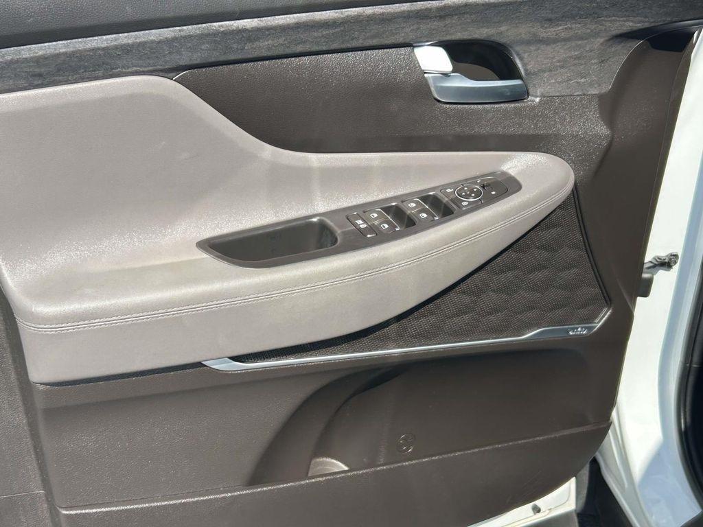 Hyundai Santa Fe SEL 2.4L Auto FWD 2020