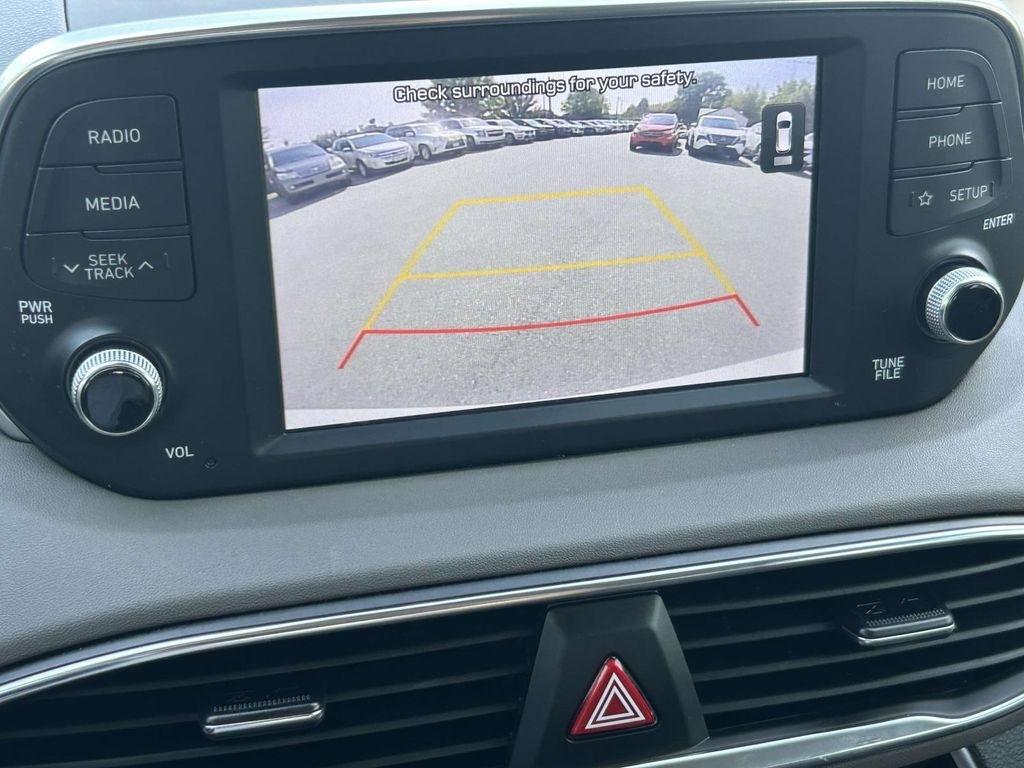 Hyundai Santa Fe SEL 2.4L Auto FWD 2020