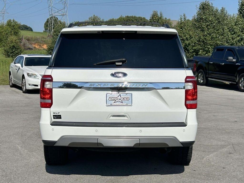 Ford Expedition XLT 4x4 2021