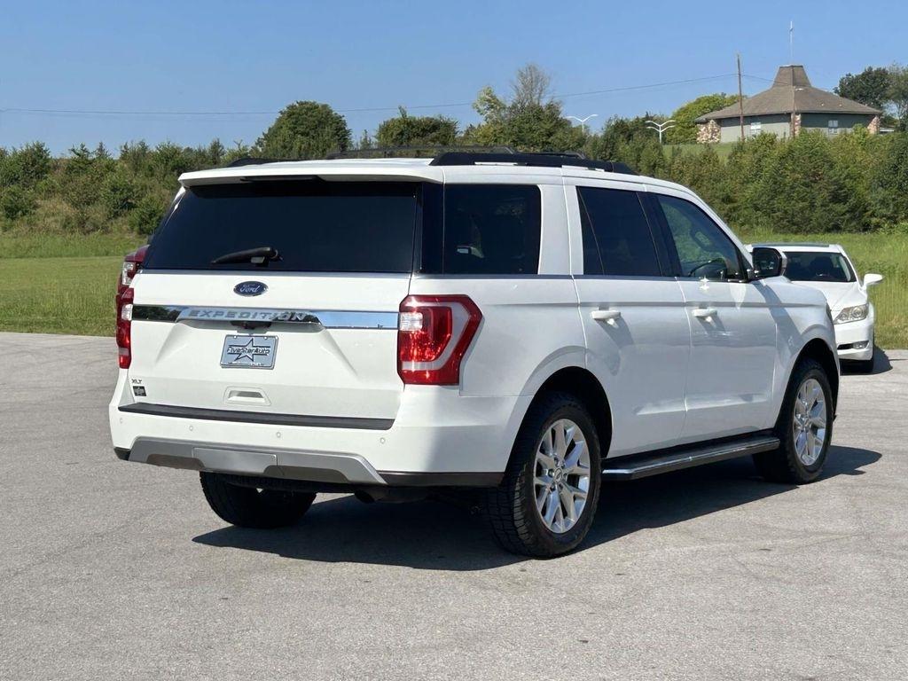 Ford Expedition XLT 4x4 2021