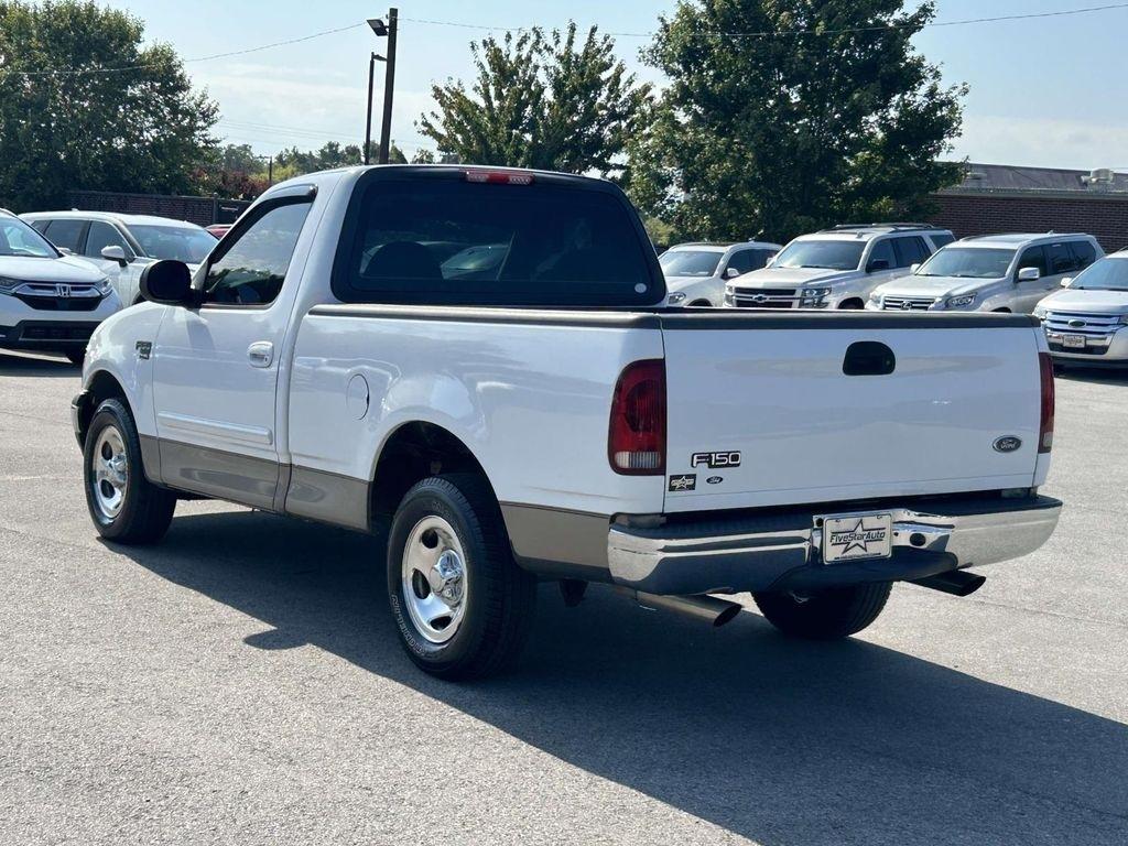 Ford F-150 Reg Cab 120" XLT 2003
