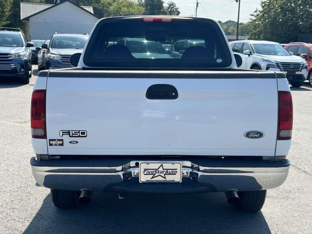 Ford F-150 Reg Cab 120" XLT 2003