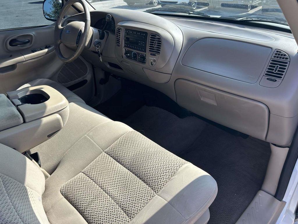 Ford F-150 Reg Cab 120" XLT 2003