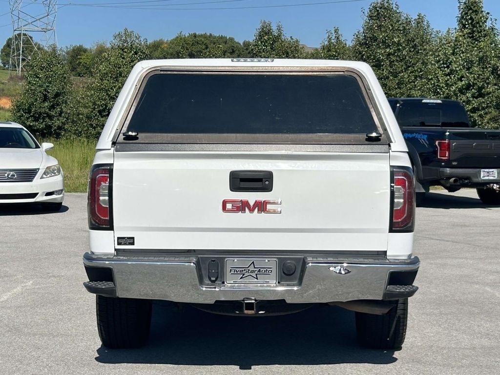 GMC Sierra 1500 4WD Crew Cab 143.5" SLT 2017