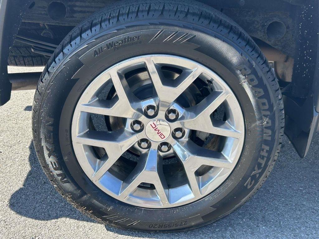 GMC Sierra 1500 4WD Crew Cab 143.5" SLT 2017