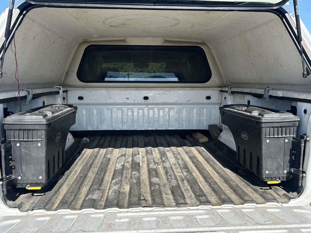GMC Sierra 1500 4WD Crew Cab 143.5" SLT 2017