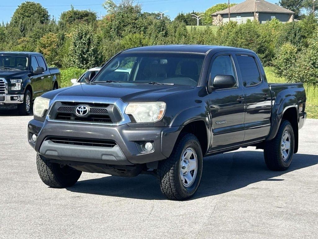 Toyota Tacoma 4WD Double Cab V6 MT (Natl) 2013