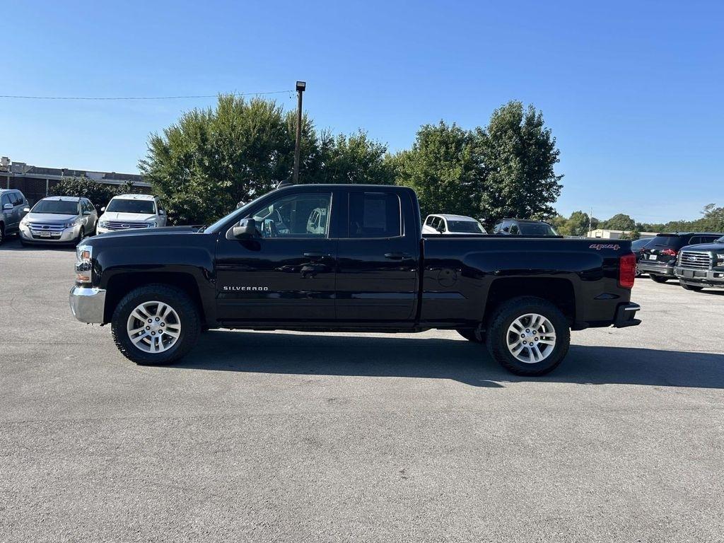 Chevrolet Silverado 1500 4WD Double Cab 143.5" LT w/1LT 2017