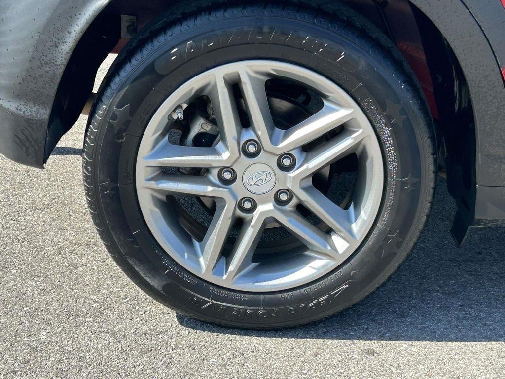 Hyundai Kona SE Auto FWD 2019