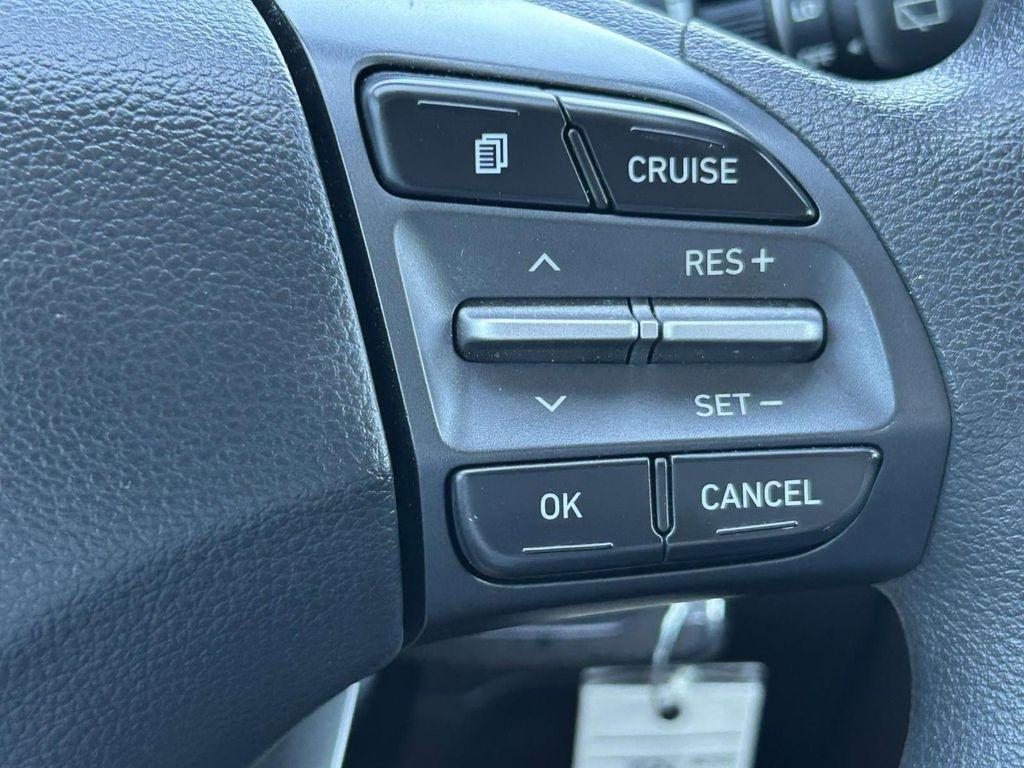 Hyundai Kona SE Auto FWD 2019