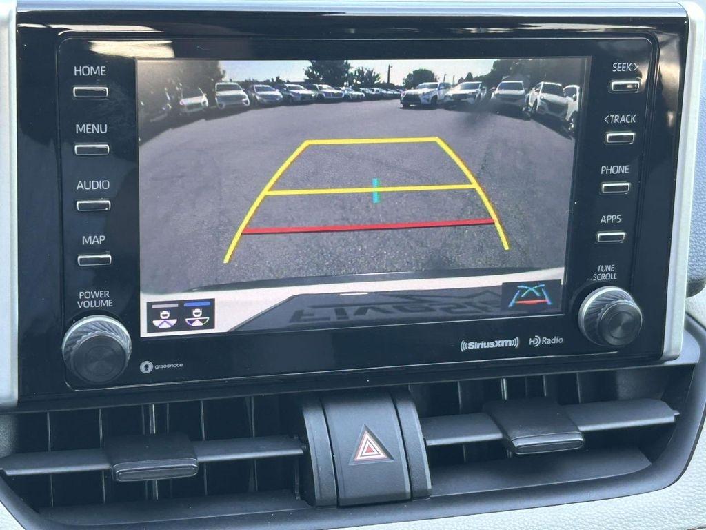 Toyota RAV4 XLE FWD (Natl) 2019