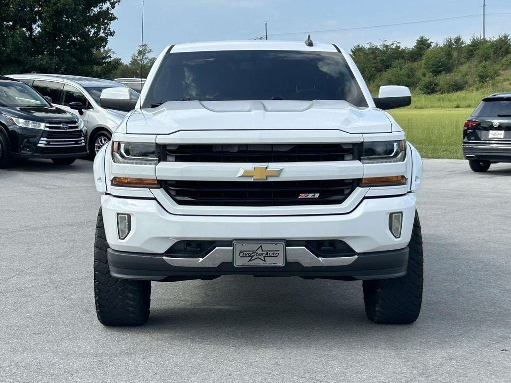 Chevrolet Silverado 1500 4WD Crew Cab 143.5" LT w/2LT 2017